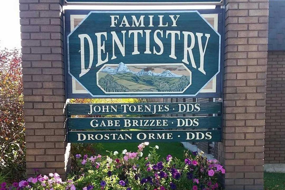 Drs. Toenjes - Brizee and Orme Cosmetic and Family Dentistry